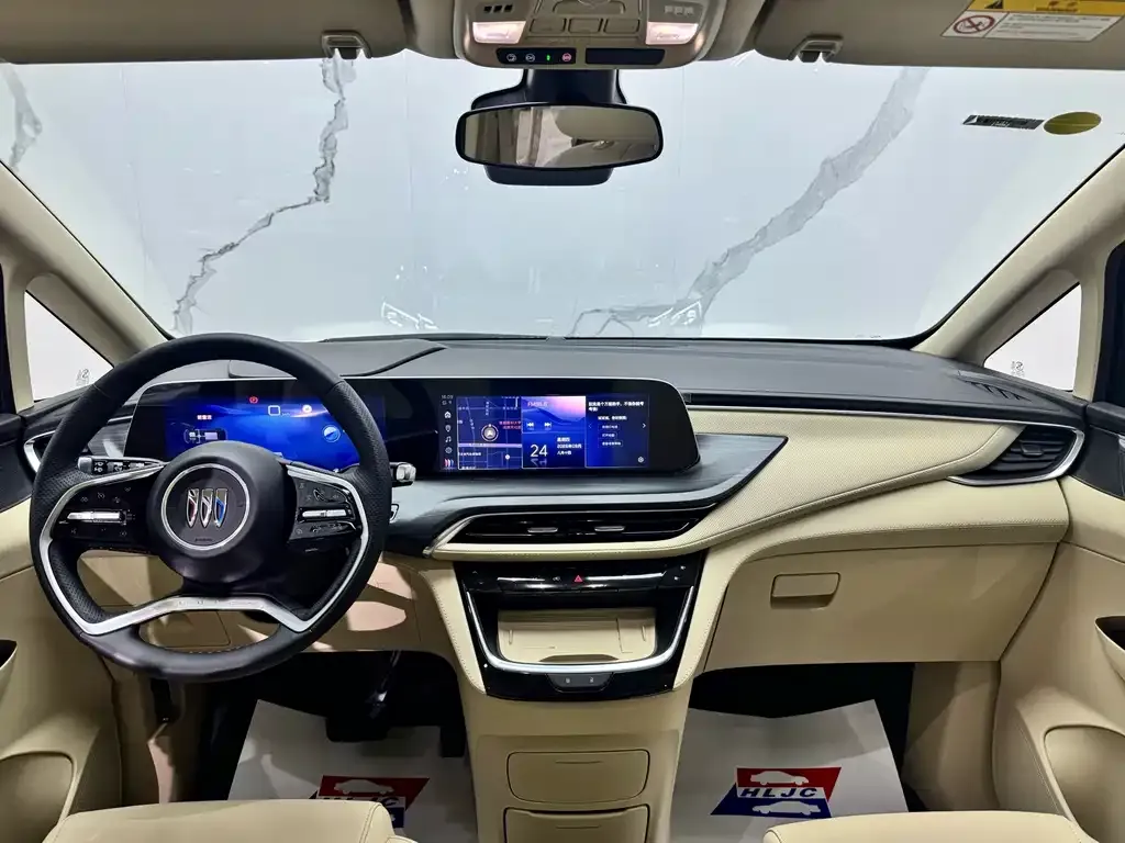 Buick GL8 Hybrid — фото 2