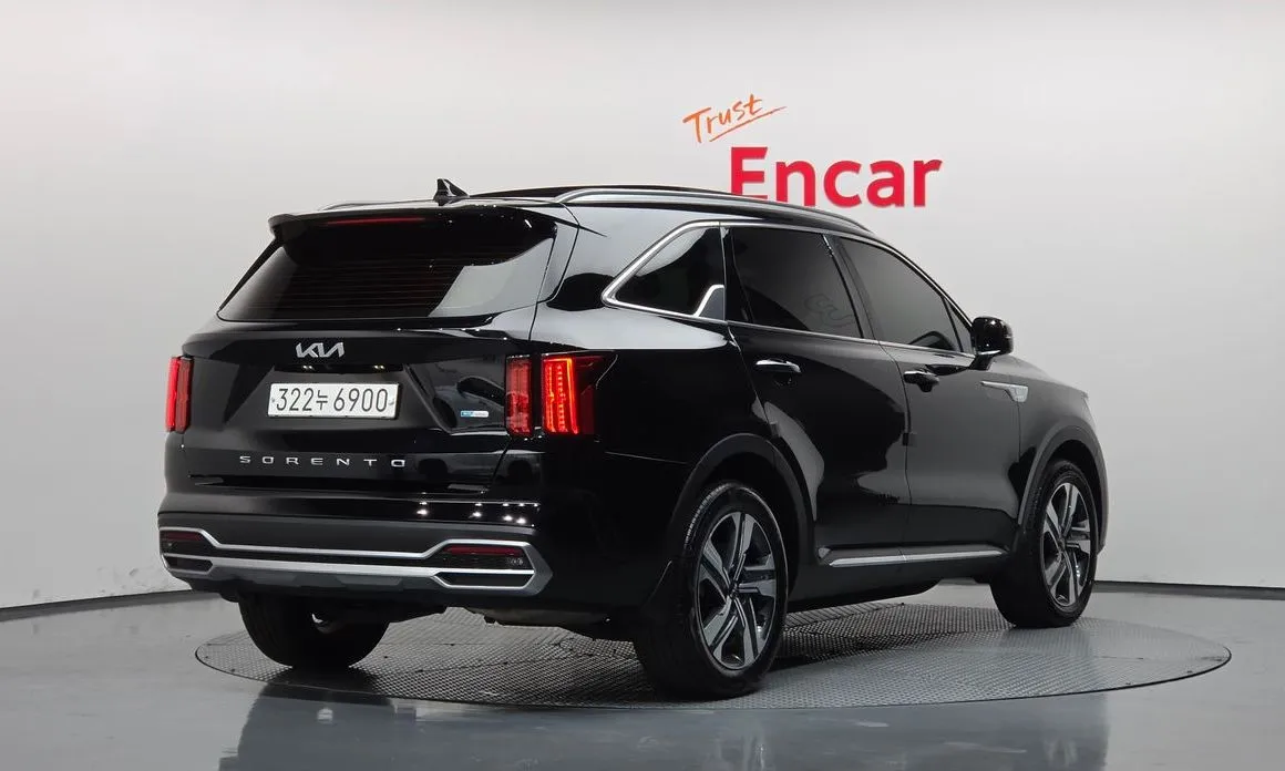 Kia Sorento — фото 5