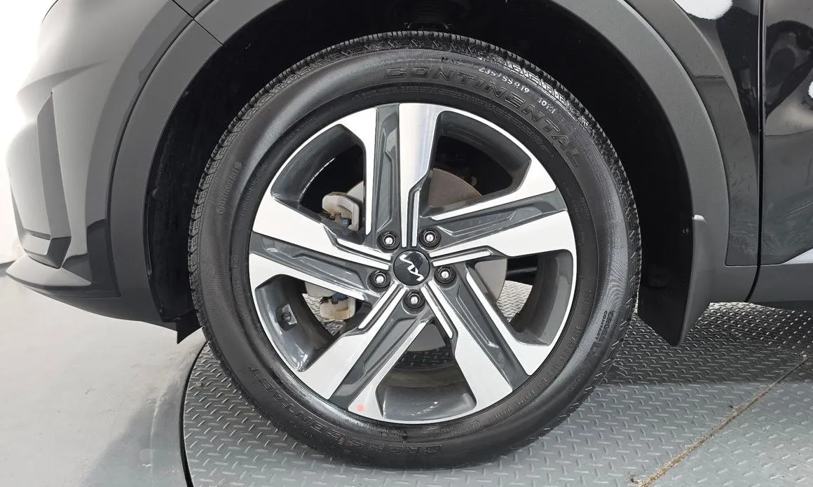 Kia Sorento — фото 9