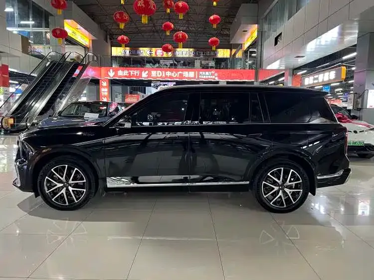 GAC Motor Trumpchi ES9 — фото 8