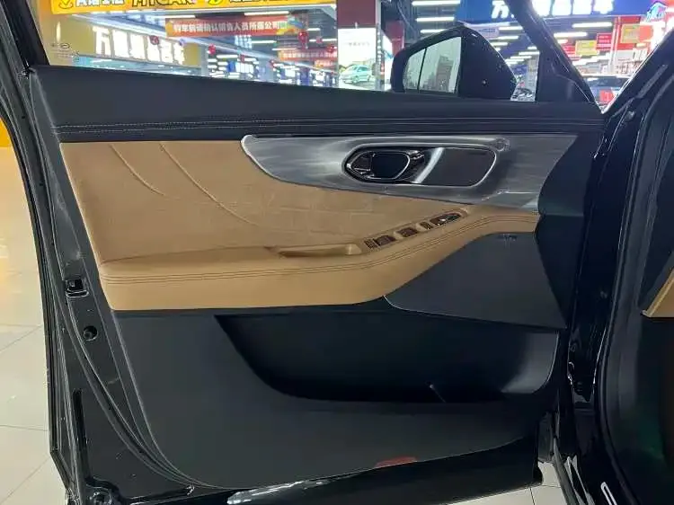 GAC Motor Trumpchi ES9 — фото 4