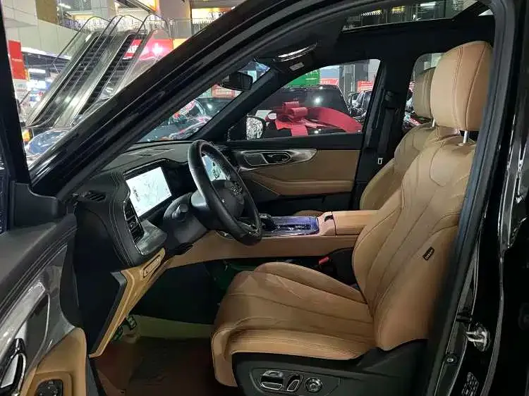 GAC Motor Trumpchi ES9 — фото 6
