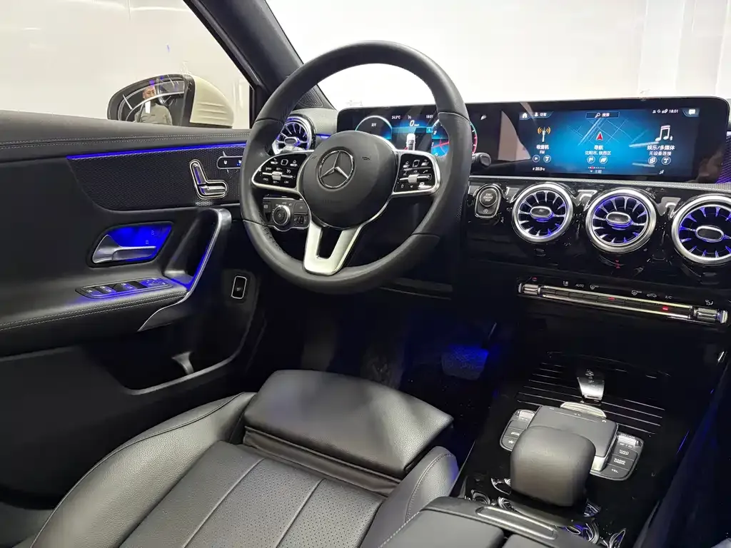 Mercedes-Benz A-Class — фото 5