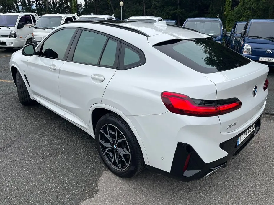 BMW X4 — фото 9