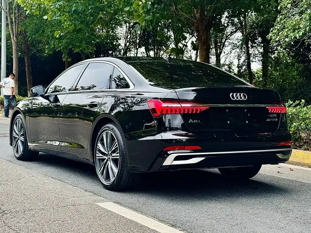 Audi A6L — фото 4