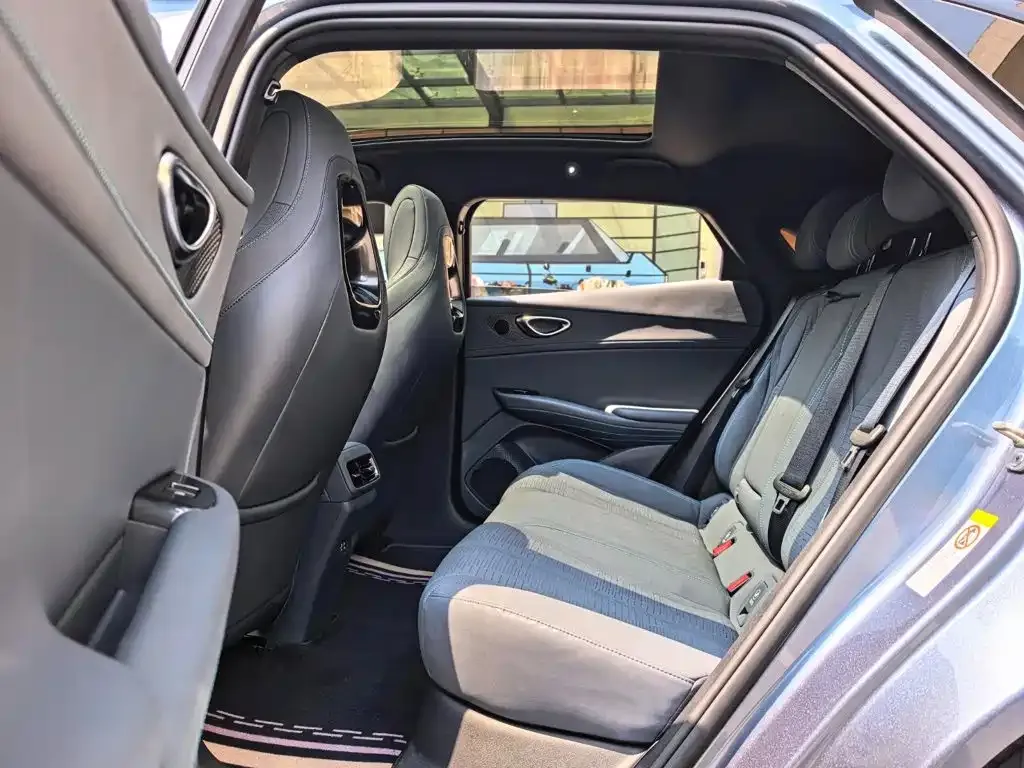 BYD Seal 06GT — фото 4