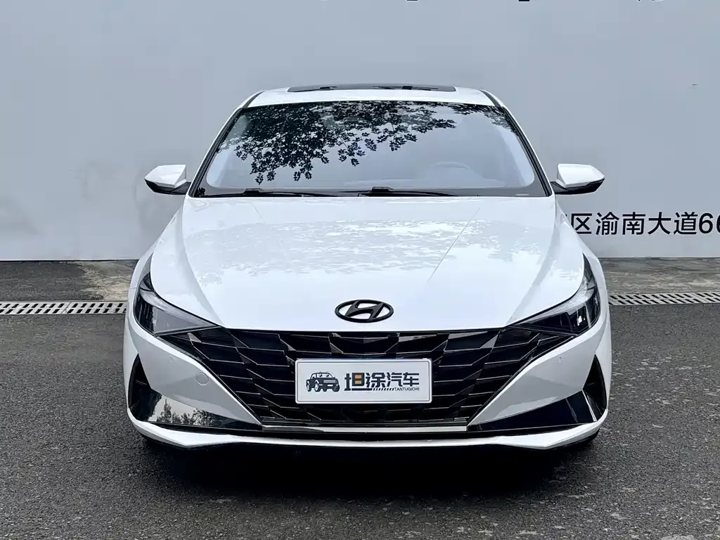 Hyundai Elantra — фото 9