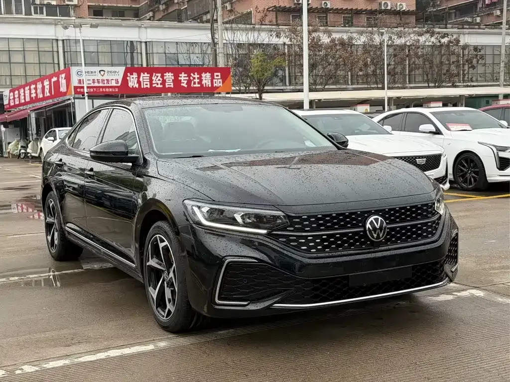 Volkswagen Passat — фото 4