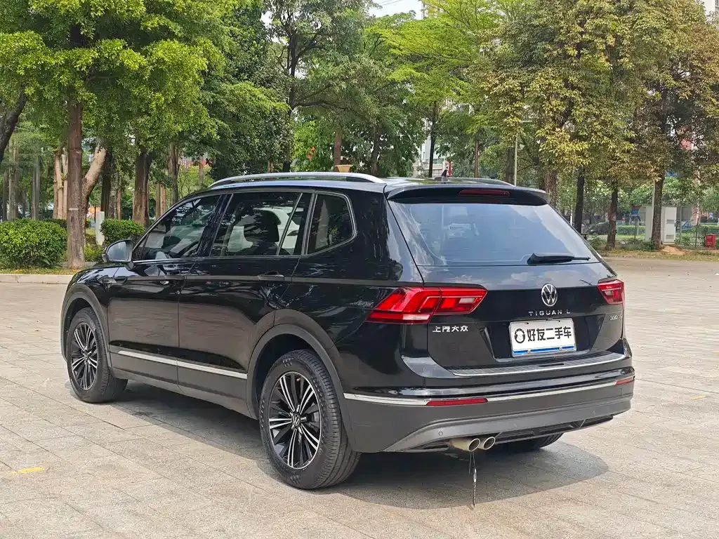 Volkswagen Tiguan L — фото 5