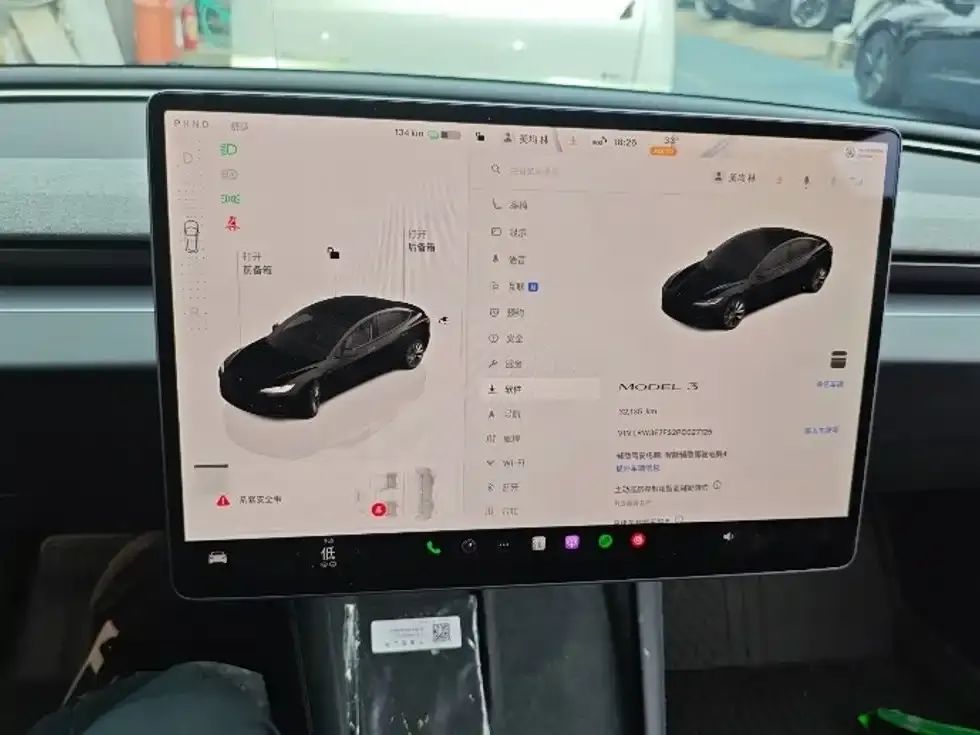 Tesla Model 3 — фото 3