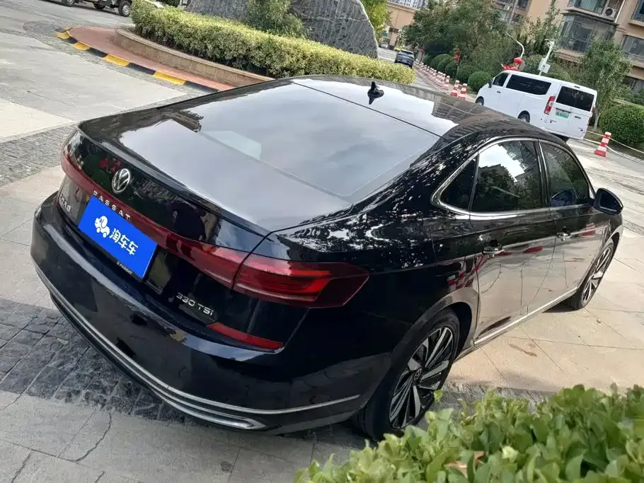 Volkswagen Passat — фото 2