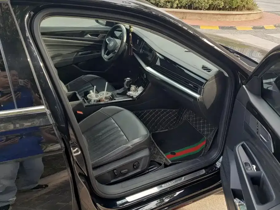 Volkswagen Passat — фото 9