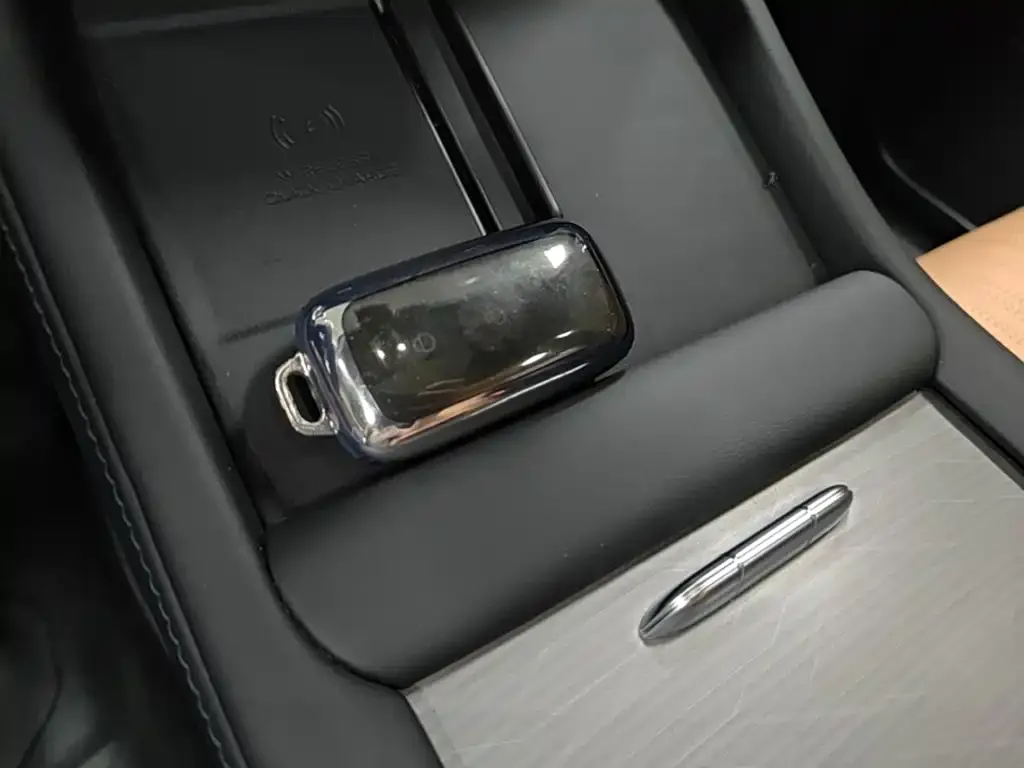 Geely Galaxy L7 — фото 10