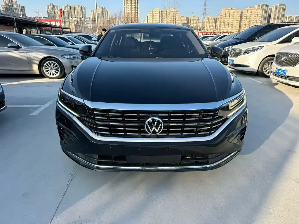Volkswagen Passat — фото 8