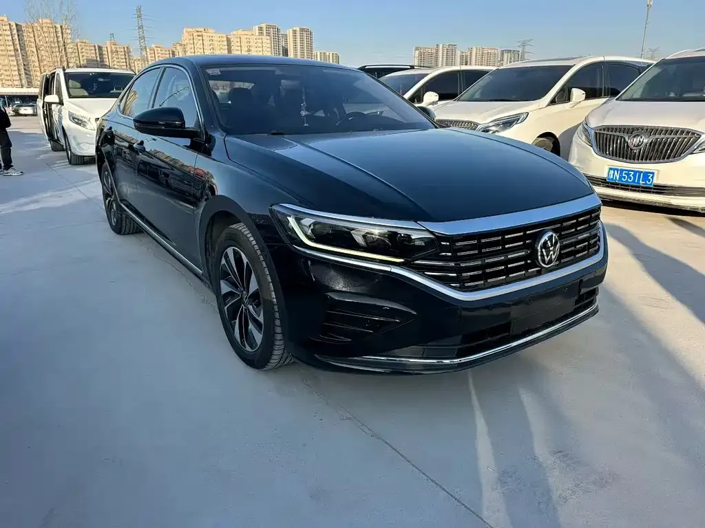 Volkswagen Passat — фото 4
