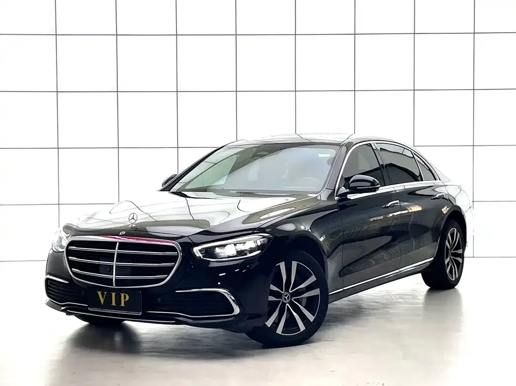 Mercedes-Benz S-Class — фото 1