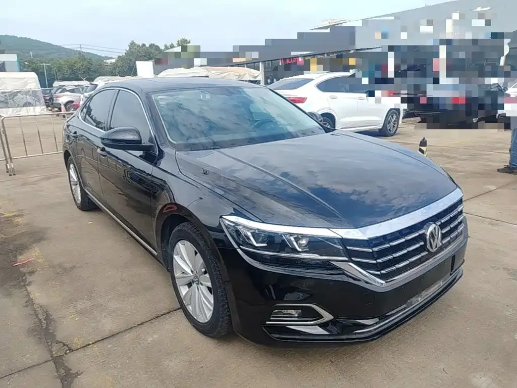 Volkswagen Passat — фото 6