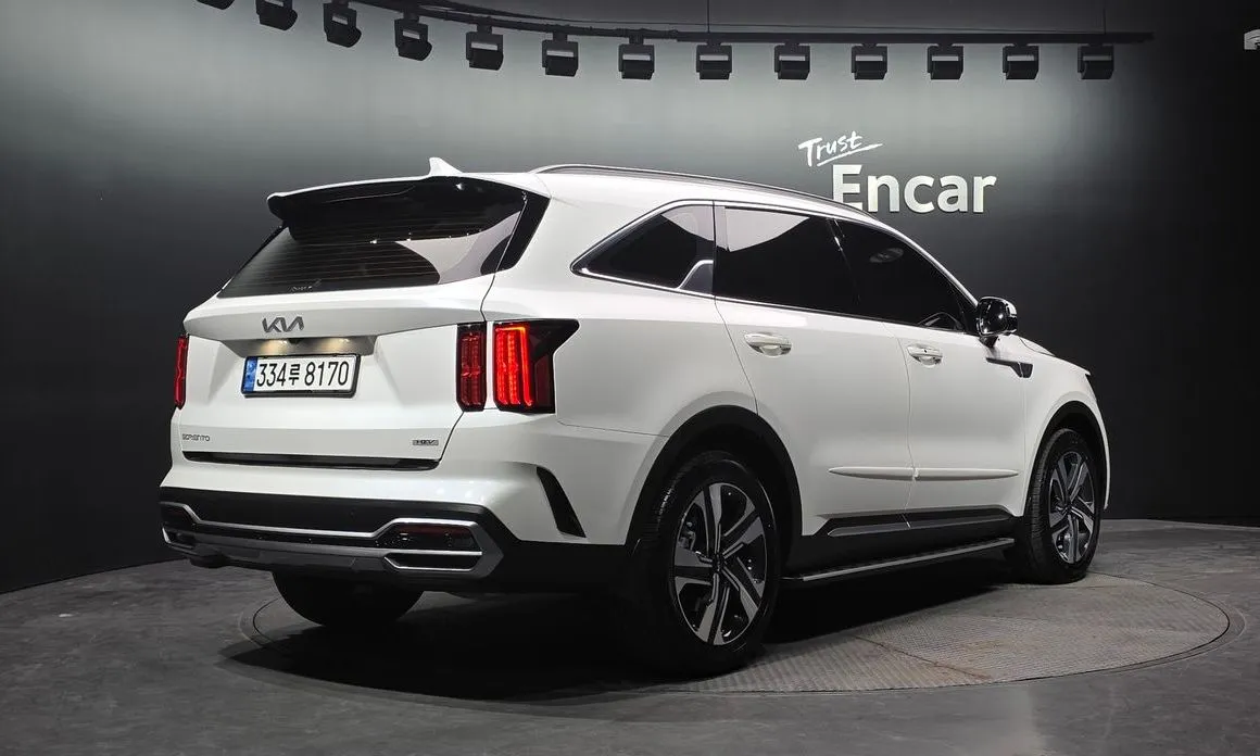 Kia Sorento — фото 5