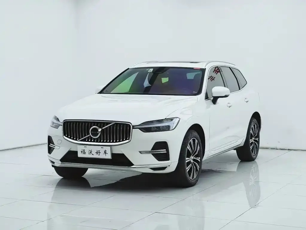 Volvo XC60 — фото 1