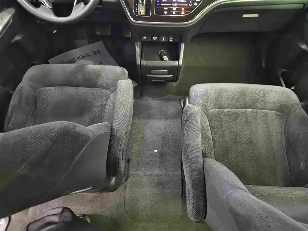 Honda Odyssey — фото 2