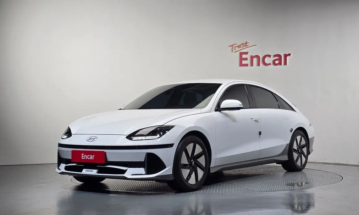 Hyundai Ioniq6 — фото 1