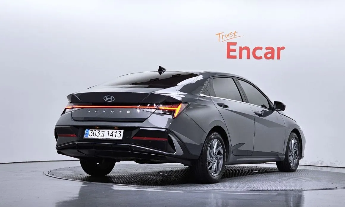Hyundai AVANTE — фото 3
