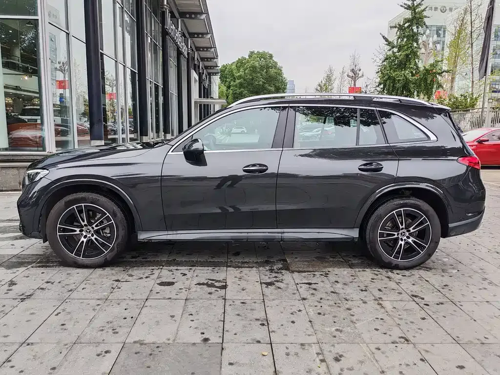 Mercedes-Benz GLC — фото 7