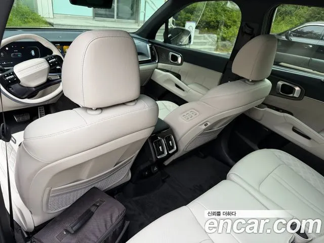 Kia Sorento — фото 10