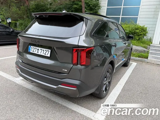 Kia Sorento — фото 9