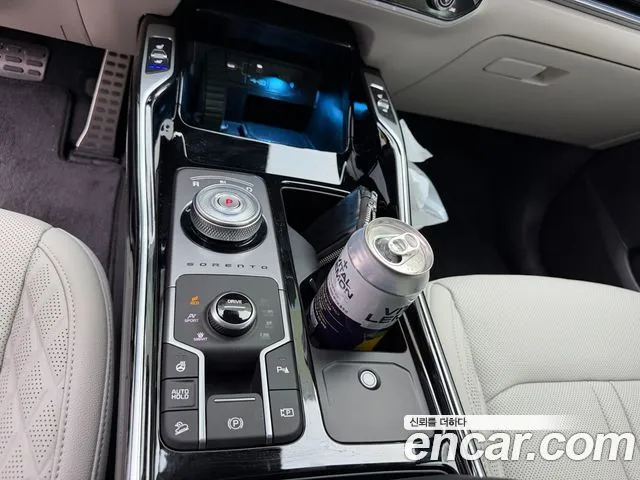 Kia Sorento — фото 8