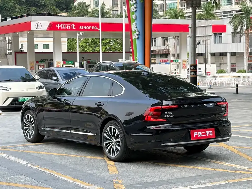 Volvo S90 — фото 4