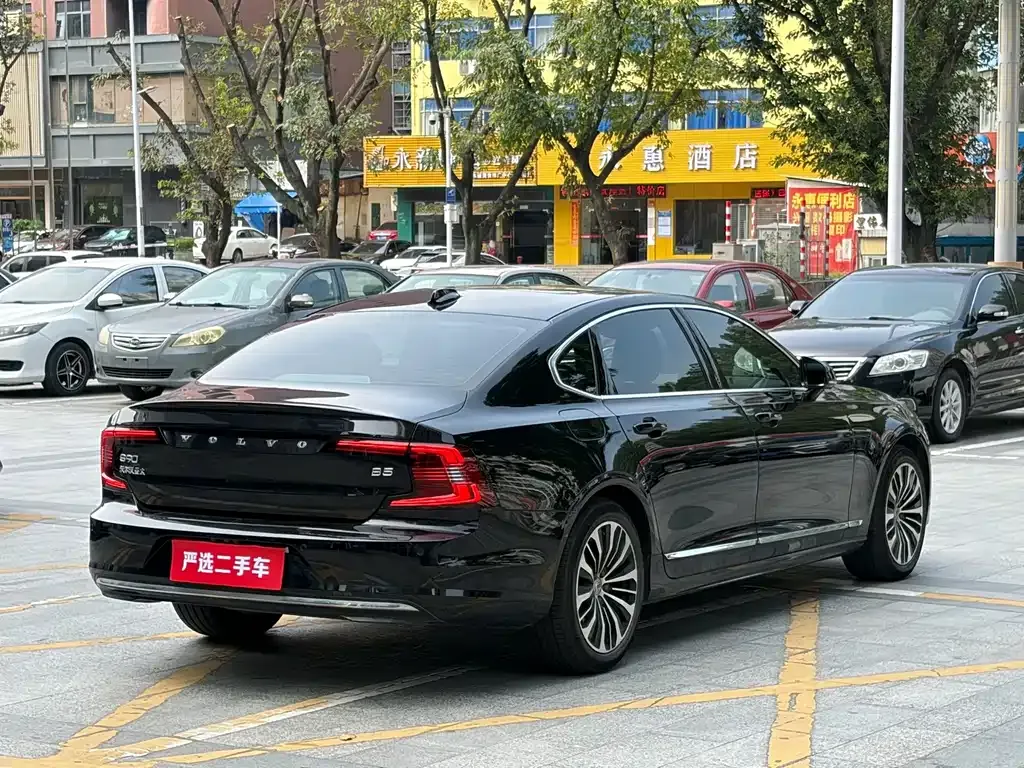 Volvo S90 — фото 7