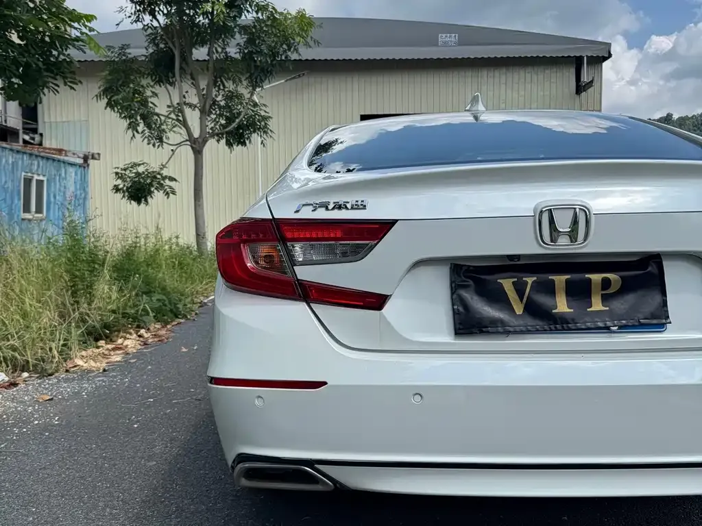 Honda Accord — фото 2