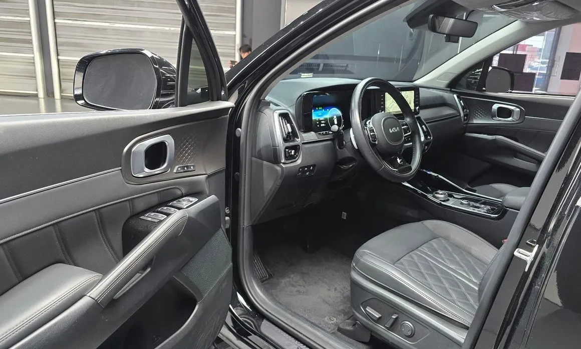 Kia Sorento — фото 10
