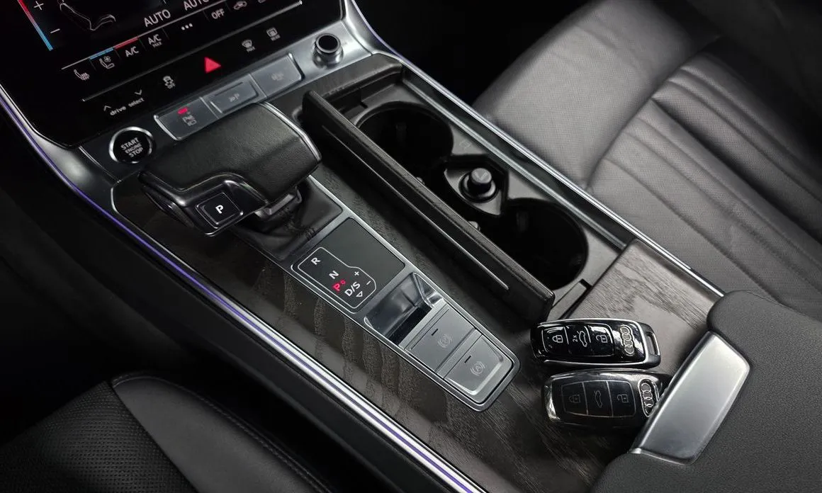 Audi A6 — фото 9