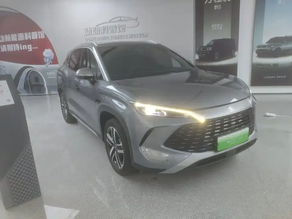 BYD L DM-i — фото 2