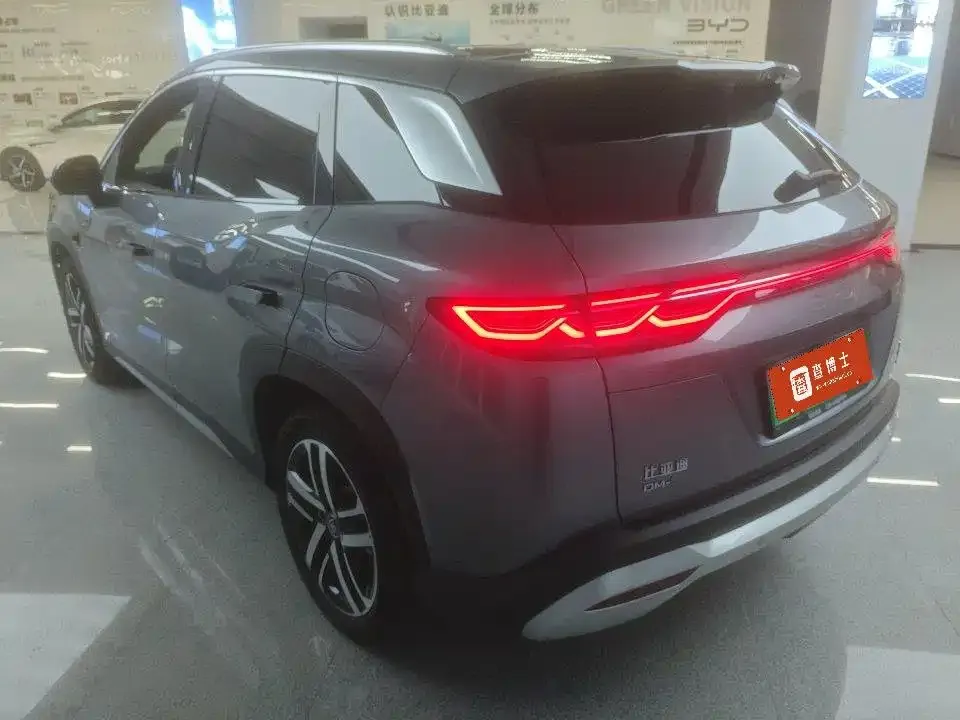 BYD L DM-i — фото 5