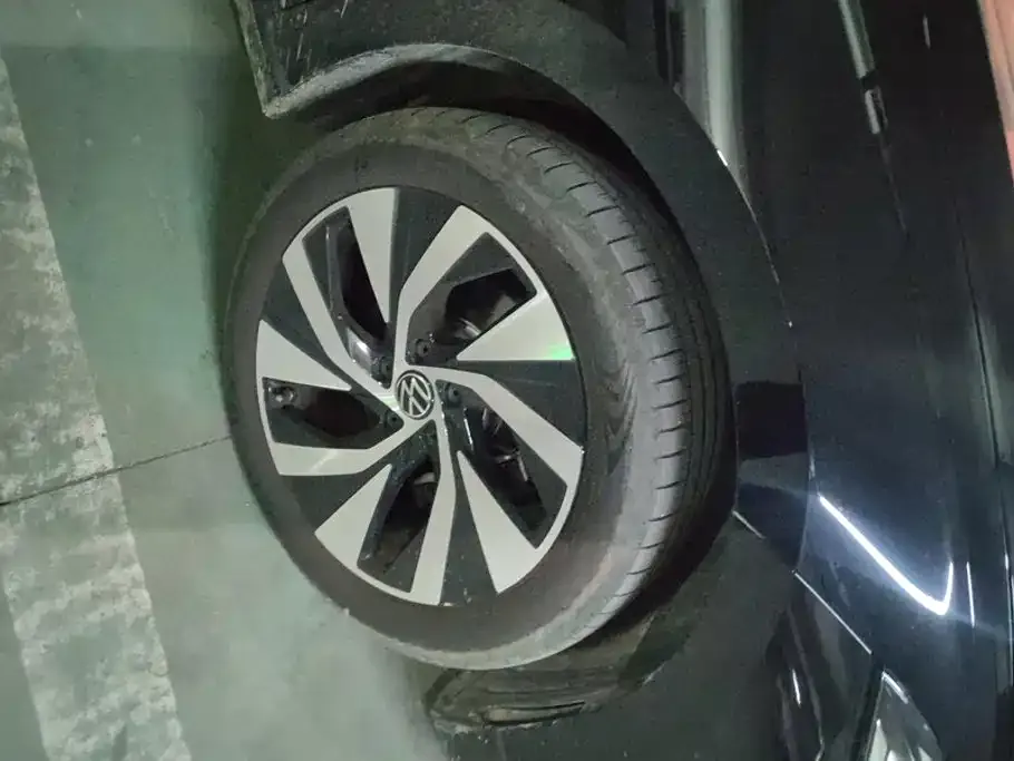 Volkswagen Passat — фото 6