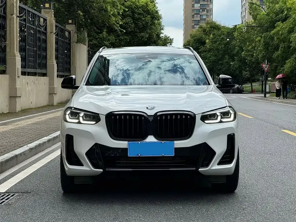 BMW X3 — фото 9