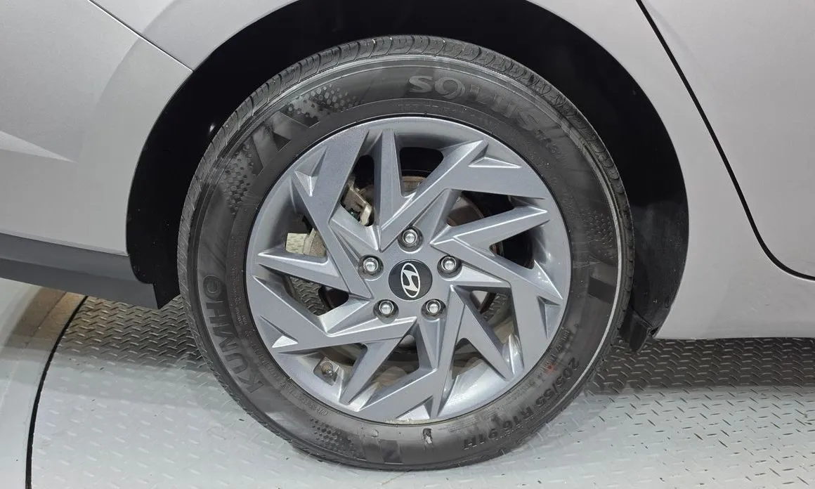 Hyundai AVANTE — фото 6