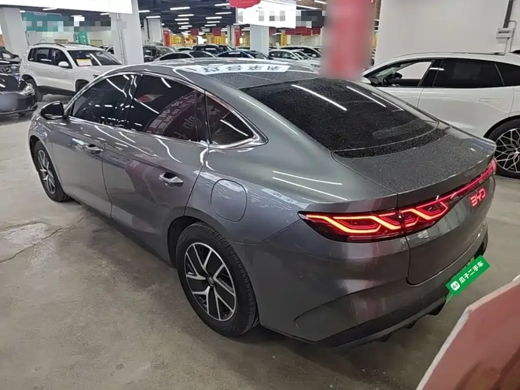 BYD Qin L — фото 7