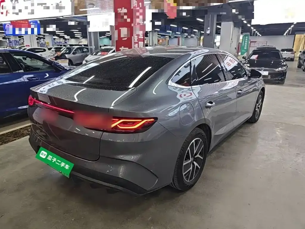 BYD Qin L — фото 10
