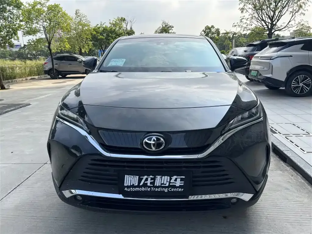 Toyota Harrier — фото 9