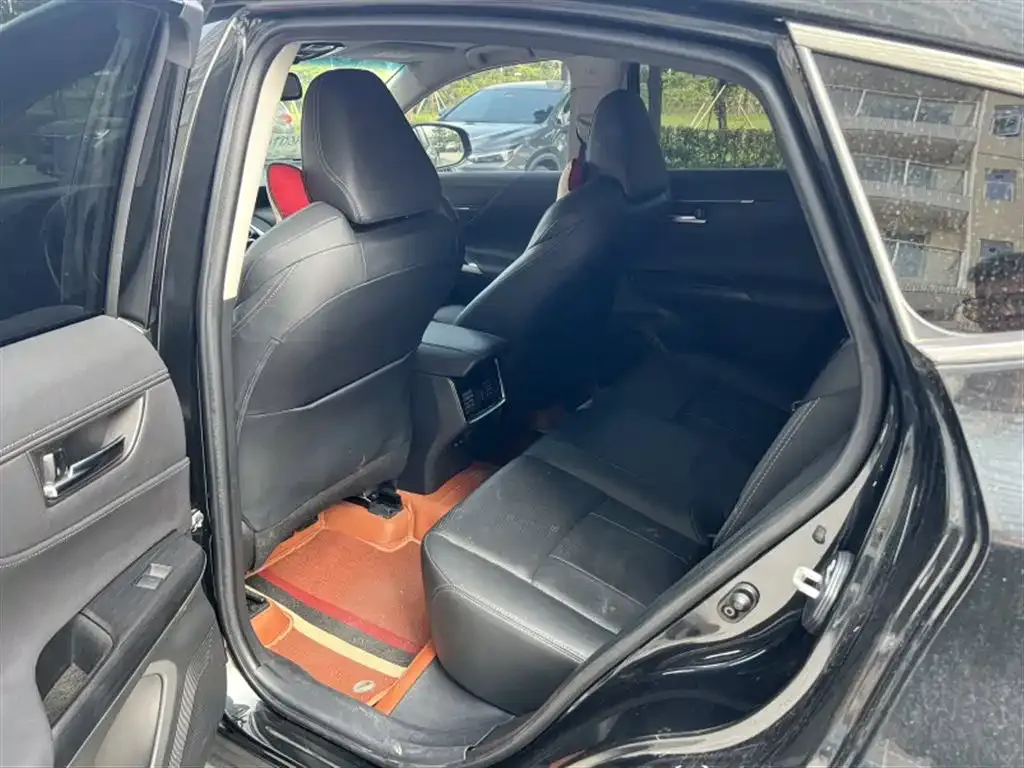 Toyota Harrier — фото 5