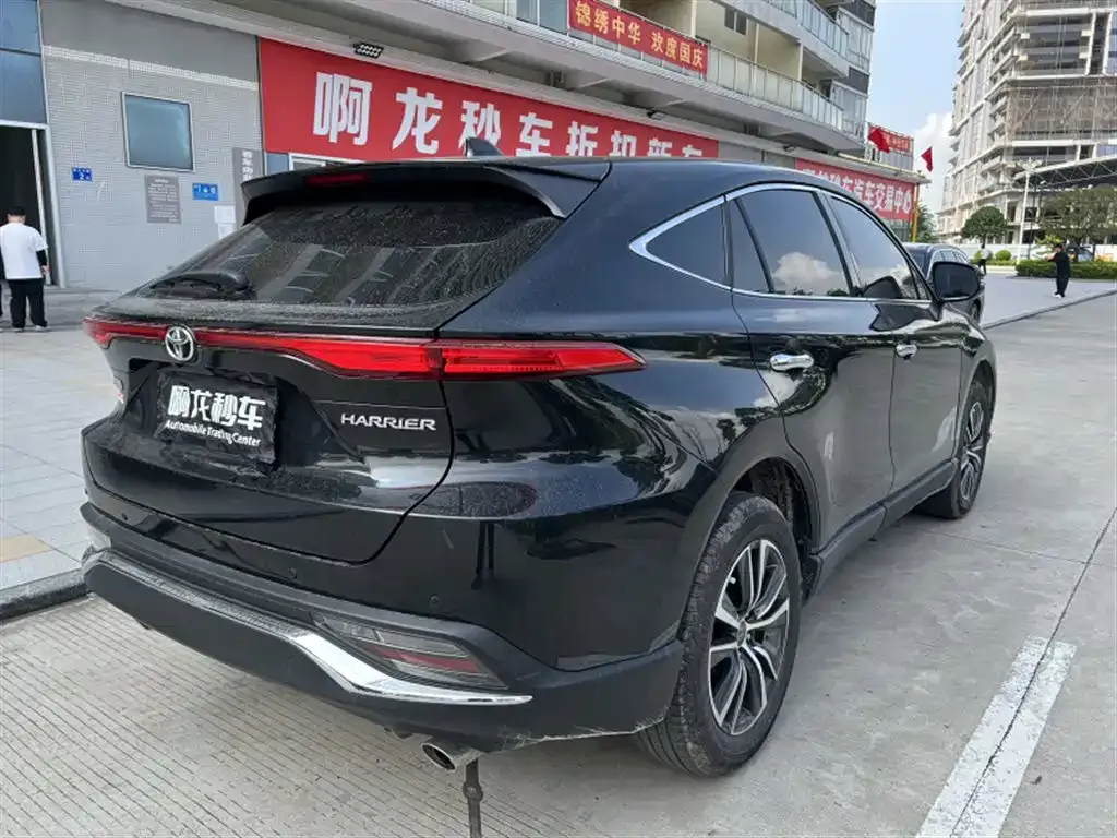 Toyota Harrier — фото 8