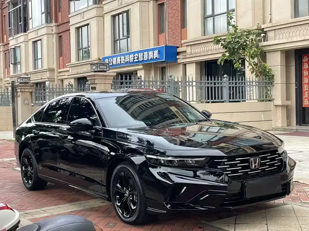 Honda Accord — фото 6