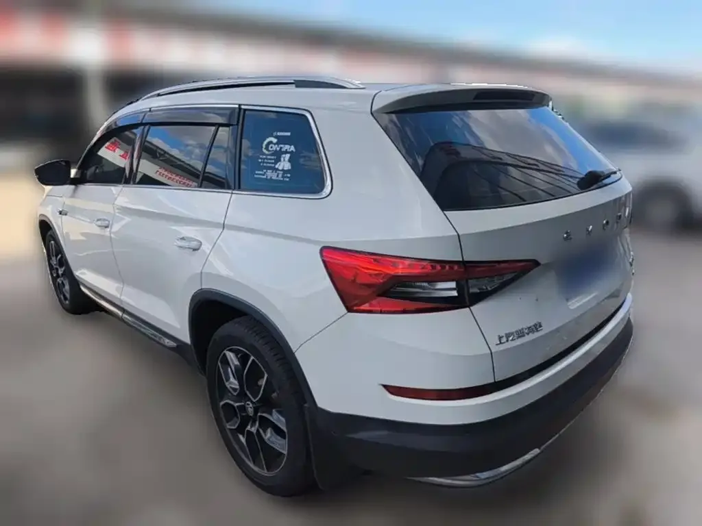 Skoda Kodiaq — фото 9