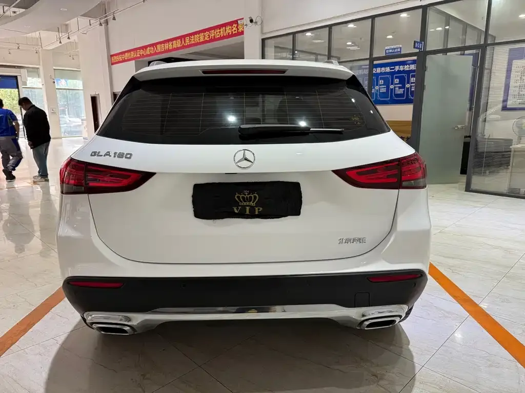 Mercedes-Benz GLA — фото 3