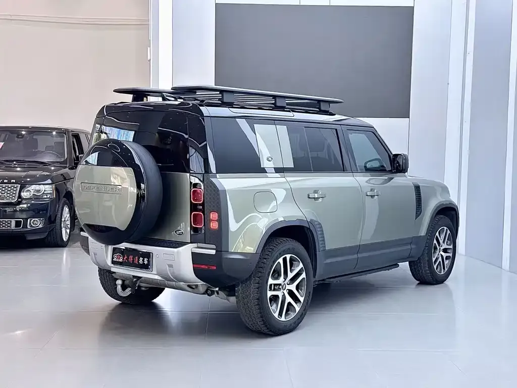 Land Rover Defender — фото 2