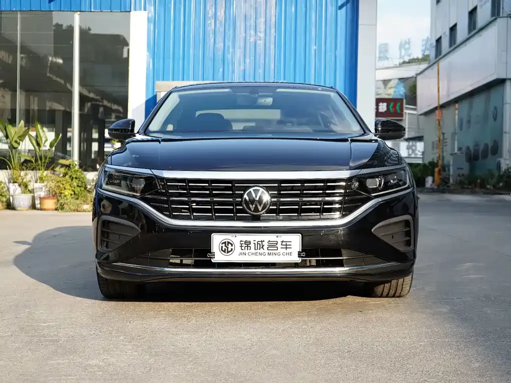Volkswagen Passat — фото 3
